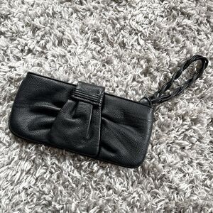 EXPRESS || Black Clutch Purse